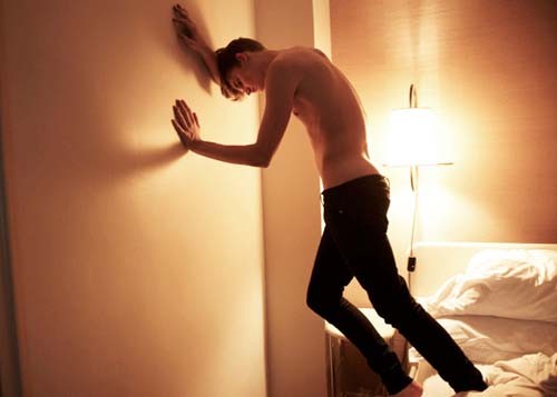 head against the wall001.jpg