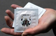 Pope-Benedict-condoms-NO.jpg