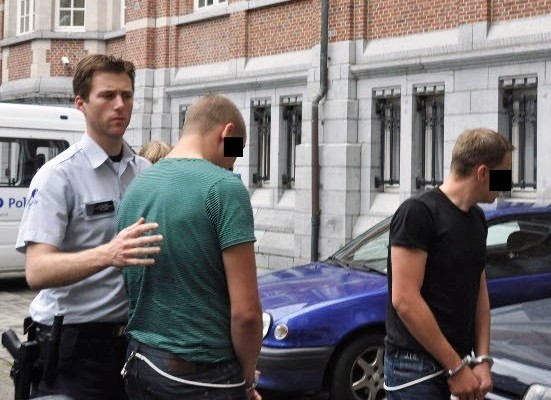 We vallen als vliegen_0003